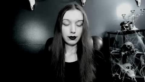 toxicdomme online show from February 26, 2026, 7:24 pm