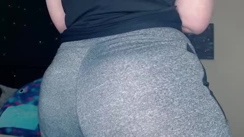 Lilly Miss Mistress Goddess Maam Queen Boss online show from December 13, 2024, 10:30 am