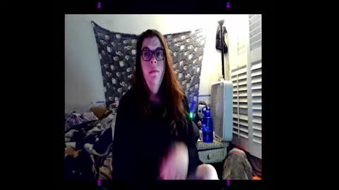 Toxiclove1311 online show from November 15, 2025, 12:19 am