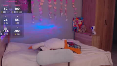 toxkiss online show from October 8, 2025, 5:16 am