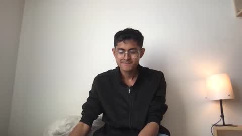 Snapshot of toy_sweet chatting on May 26, 2026, 7:21 pm Xander online show from May 26, 2026, 7:21 pm