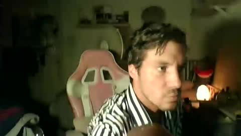 toyboysquirt online show from April 25, 2026, 4:04 am