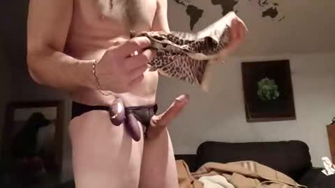 Snapshot of trackisback chatting on December 14, 2025, 3:12 am trackisback online show from December 14, 2025, 3:12 am