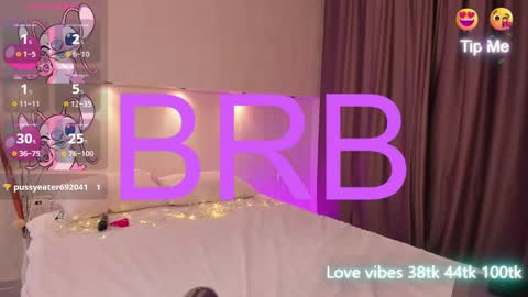 Snapshot of tracy_tay1or chatting on January 12, 2025, 10:45 am Tracy GMT2 Mon 3 AM - 4 PM Tue 3 AM - 4 PM Wed 3 AM - 4 PM Thur 3 AM - 4 PM Fri 3 AM - 4 PM online show from January 12, 2025, 10:45 am