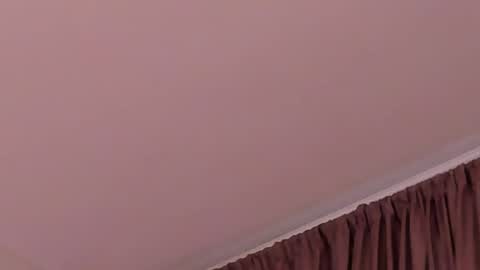 Snapshot of tracy_tay1or chatting on March 7, 2025, 6:35 am Tracy GMT2 Mon 3 AM - 4 PM Tue 3 AM - 4 PM Wed 3 AM - 4 PM Thur 3 AM - 4 PM Fri 3 AM - 4 PM online show from March 7, 2025, 6:35 am