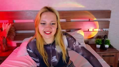 tracywalton online show from June 10, 2026, 8:24 am