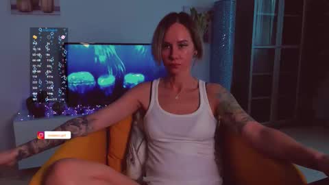 Hey my name is Kiri Kiri online show from September 20, 2025, 6:20 pm