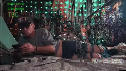 Snapshot of trailer_made chatting on December 28, 2024, 5:23 am Ethan Nash online show from December 28, 2024, 5:23 am