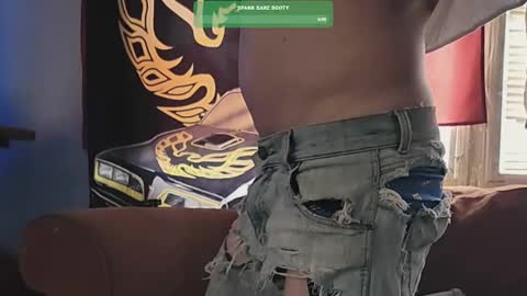 Snapshot of trailer_made chatting on March 9, 2025, 9:36 pm Ethan Nash online show from March 9, 2025, 9:36 pm