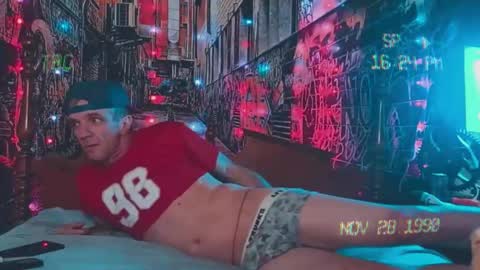 Snapshot of trailer_made chatting on October 29, 2025, 6:04 am Ethan Nash online show from October 29, 2025, 6:04 am