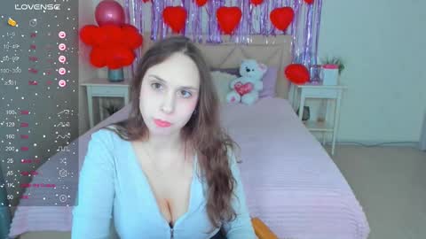 Kate online show from February 13, 2025, 8:27 am