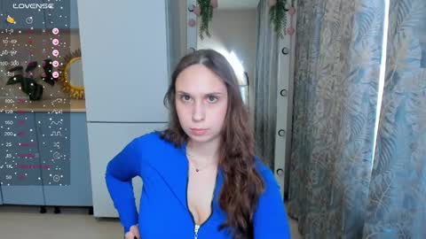 Kate online show from February 27, 2025, 11:20 am