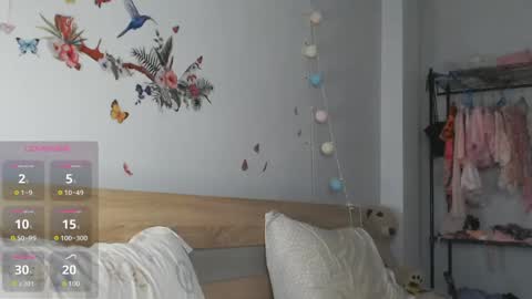 trans ballerina online show from April 28, 2026, 6:13 pm