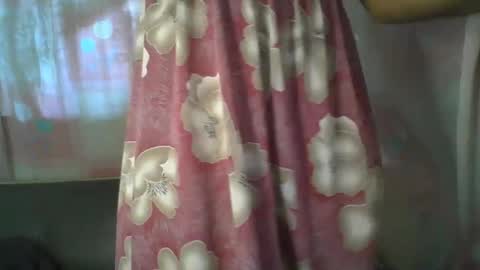 transhottie28 online show from March 6, 2025, 3:35 am