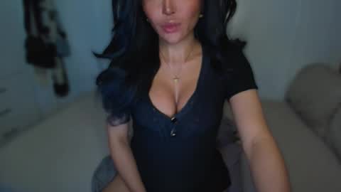 ALMIGHTY GODDESS VALENTINA online show from March 2, 2025, 5:23 am