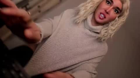 ALMIGHTY GODDESS VALENTINA online show from October 21, 2025, 1:06 am