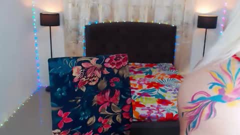 KYLIE BELLA  TS online show from June 7, 2026, 3:54 am