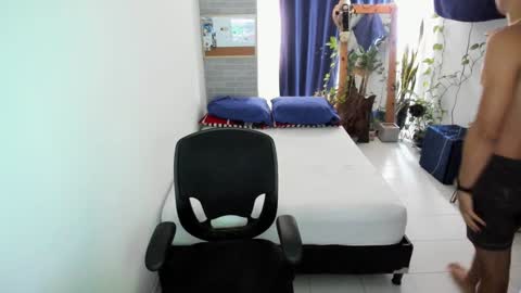 Snapshot of travis_bakerr chatting on January 22, 2025, 3:18 pm travis bakerr online show from January 22, 2025, 3:18 pm