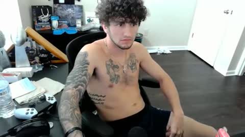 Trav online show from October 28, 2025, 3:14 pm