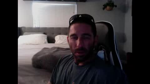 TravisKenn online show from December 8, 2024, 9:19 pm