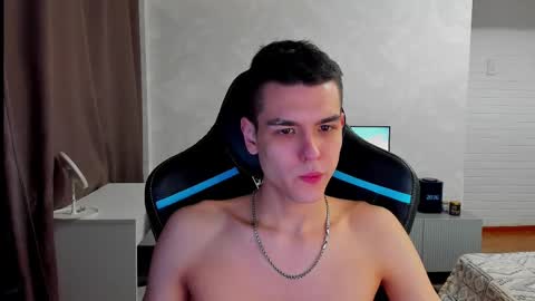 travisrivas online show from March 4, 2025, 5:34 pm