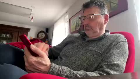 trebgeis1 online show from February 27, 2025, 11:20 am