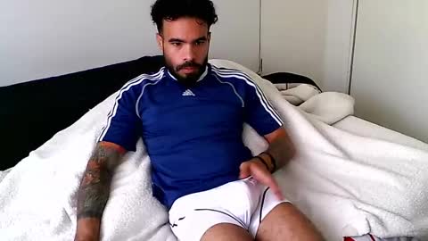 Hunter man online show from February 17, 2025, 4:59 pm