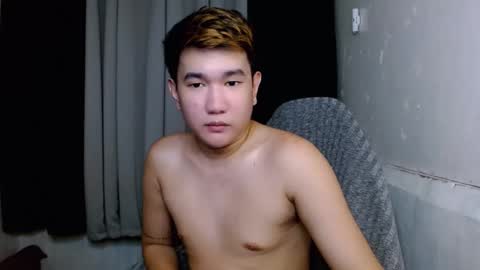 trebz_01 online show from May 10, 2026, 5:12 am