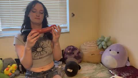 Snapshot of treecups chatting on February 27, 2026, 10:43 pm treecups online show from February 27, 2026, 10:43 pm