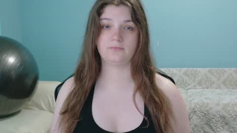 TreeJeanne online show from June 10, 2026, 7:02 pm