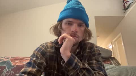 Snapshot of treeman817 chatting on December 29, 2024, 2:52 pm treeman817 online show from December 29, 2024, 2:52 pm