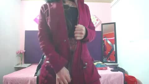 Treisy online show from March 12, 2026, 12:44 pm