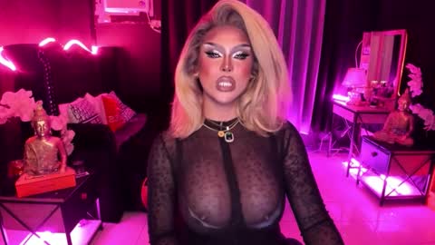 Jade online show from November 16, 2025, 4:23 pm