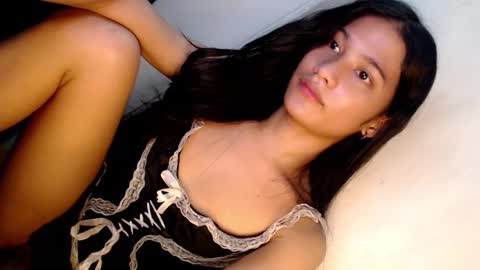 STEPHANiE online show from December 16, 2025, 1:38 pm