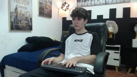 trevor_mob online show from May 30, 2026, 6:38 pm