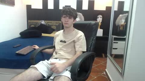trevor_mob online show from June 6, 2026, 3:06 pm