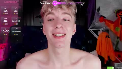 TrevorBenson online show from October 27, 2025, 6:06 am