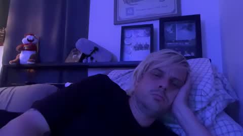 trevrawr69 online show from June 3, 2026, 3:42 am
