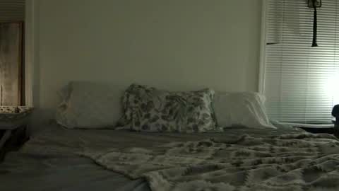 trickquestion online show from November 9, 2025, 6:23 am