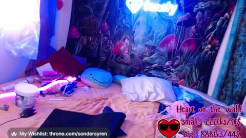 Snapshot of tricky_nymph chatting on February 15, 2026, 7:54 pm Cassie online show from February 15, 2026, 7:54 pm