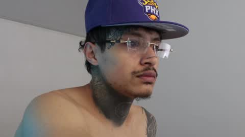 - trieone online show from December 2, 2024, 1:46 pm