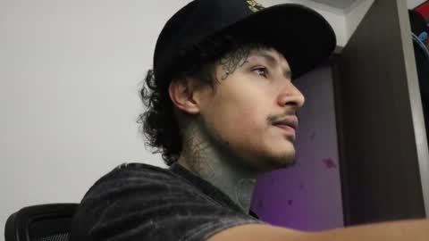 - trieone online show from October 14, 2025, 11:05 pm