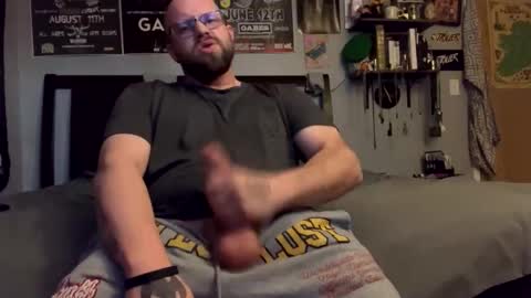 triller402 online show from February 18, 2026, 1:18 pm