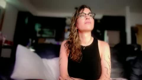 MadisonMontgomery online show from November 3, 2025, 2:18 pm