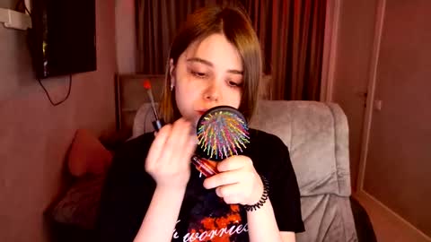 tripleprinces online show from November 12, 2025, 5:13 pm