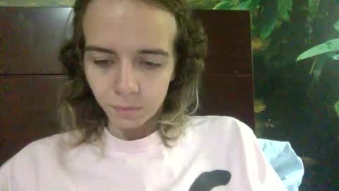 trippybb222 online show from September 13, 2025, 11:48 pm