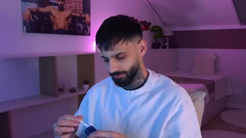 Snapshot of tristangreyaura chatting on February 23, 2026, 7:06 am Trystan Grey online show from February 23, 2026, 7:06 am