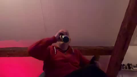 Triton online show from February 22, 2025, 2:28 am