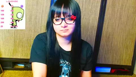 trixiedoescamcam online show from October 16, 2025, 1:06 am