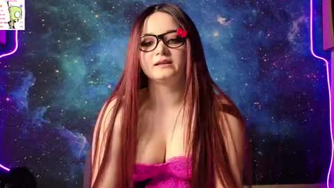 trixiedoescamcam online show from April 14, 2026, 12:05 am